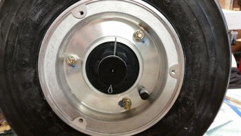 Torque seal applied to left side wheel bolts